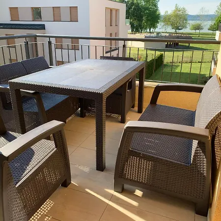 Aparthotel Liviapartman Lelle Balatonlelle