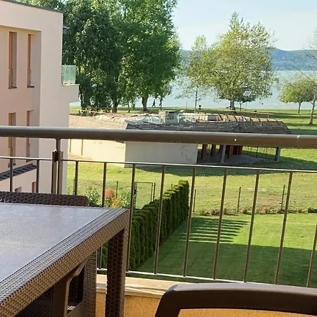 Liviapartman Lelle アパートホテル 3*