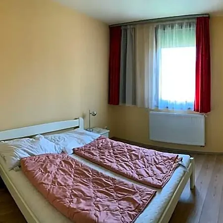 Liviapartman Lelle Aparthotel Balatonlelle