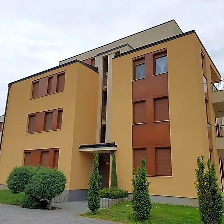 Aparthotel Liviapartman Lelle Balatonlelle