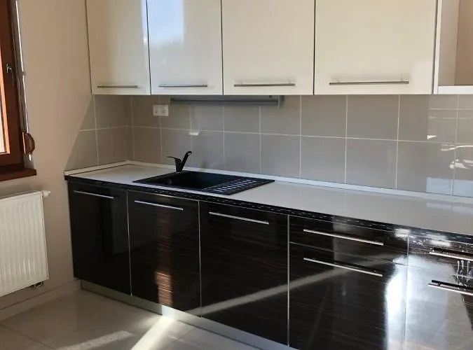 Liviapartman Lelle מלון דירות בלטונללה