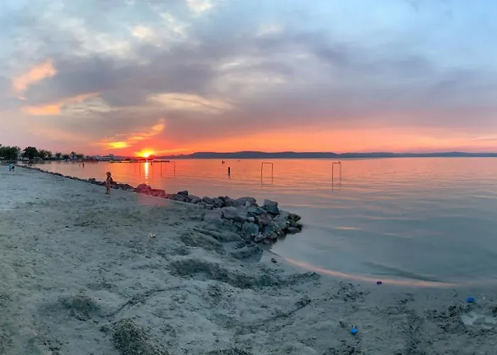 מלון דירות Liviapartman Lelle 3*